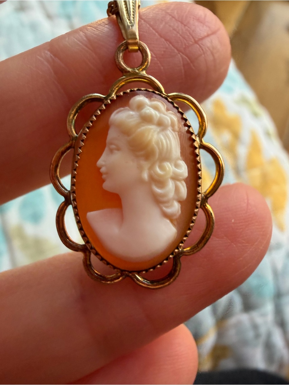 Vintage Cameo Pendant Necklace in Orange and White by Vintage